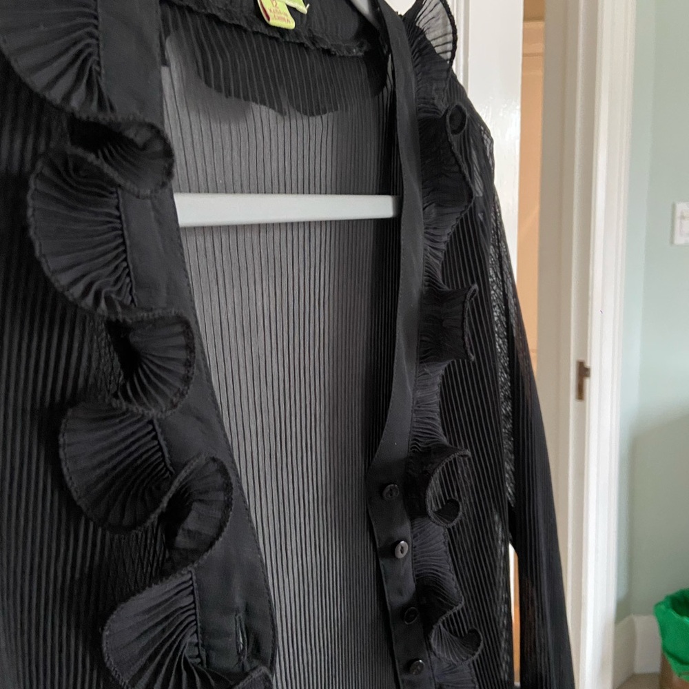 Elegant Black Ruffled Women's Jacket